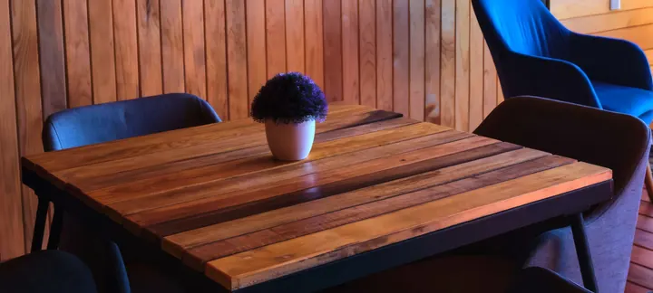 Cafetería y sala de cine